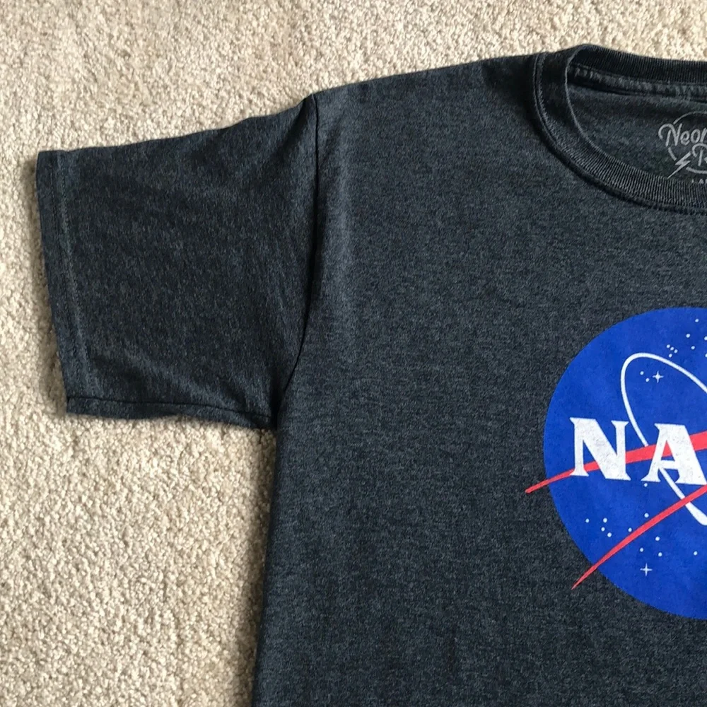 NASA Space T-shirt from Tilly’s, boys Large - Picture 5 of 8